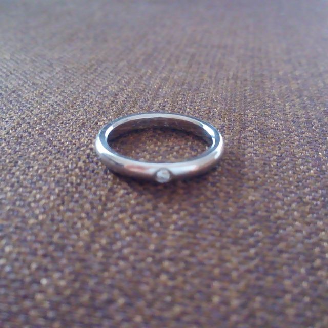 【ティファニー(Tiffany & Co.)の口コミ】 あまり装飾が派手なものは好みではなくシンプルなものを探していました。…