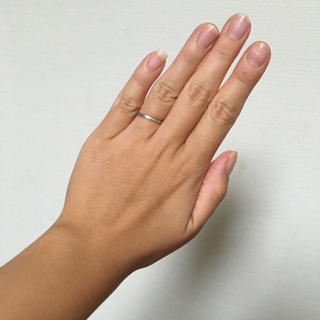 【カルティエ(Cartier)の口コミ】 シンプルなデザインで、長く付けられる指輪にしようと主人と話し合い、ブ…