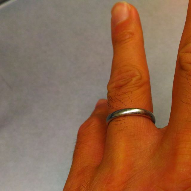 【ティファニー(Tiffany & Co.)の口コミ】 私は指輪のブランドに疎いため、奥さんに勧められて購入しました。このお…