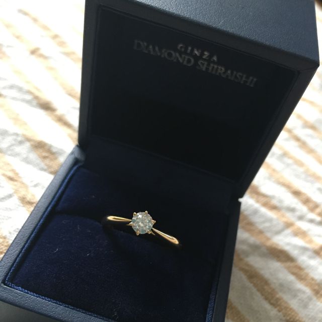 【銀座ダイヤモンドシライシの口コミ】 プロポーズリングをいただき、そのあとに好きなリングにダイヤモンドをと…