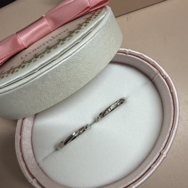 【insembre(インセンブレ)の口コミ】 指輪はシルバーの着けやすいシンプルでコスパが良い指輪です！！！！！
イ…