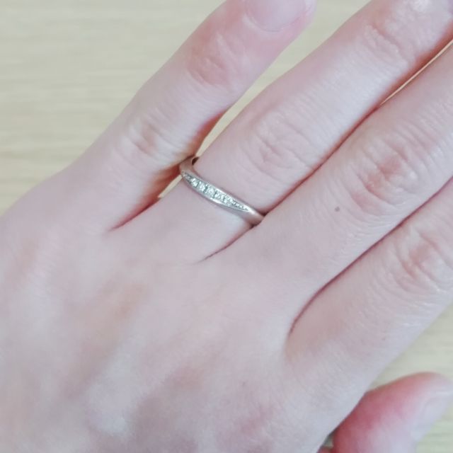 【杢目金屋(もくめがねや)の口コミ】 普段指輪をつけるタイプではなく、手に合うのかが心配だったんですが、は…