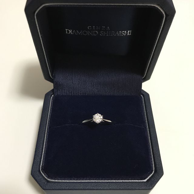 【銀座ダイヤモンドシライシの口コミ】 友達から王道の立て爪リングは日常使いしにくく結局しまったままになっち…