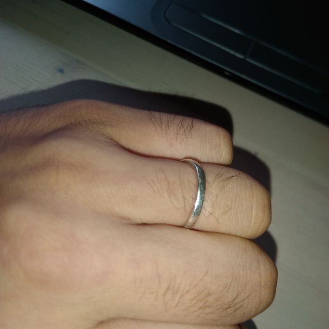 【gram(グラム)の口コミ】 まだ学生だった私には高価なリングを買う余裕がなかったのですが、世界で…
