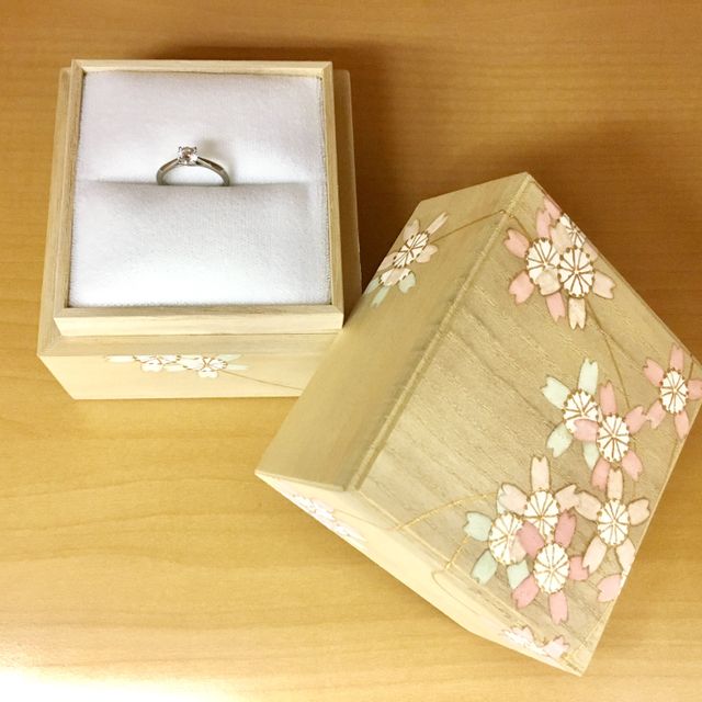 【CAFERING(カフェリング)の口コミ】 「極上のつけごこち」というキャッチフレーズに惹かれてショップを訪れま…