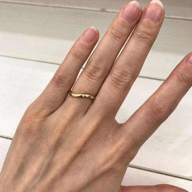 【RITOE(リトエ)の口コミ】 ワックスで形成してから金属を溶かして整形するタイプの手作り指輪。
仕上…