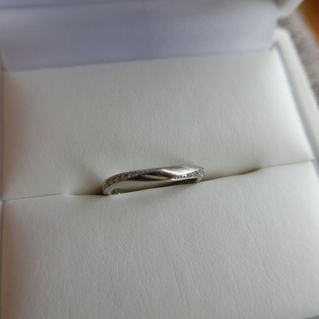 【CAFERING(カフェリング)の口コミ】 初めはダイアモンドがくすむと、よく周りの友人が言ってたのでダイアモン…