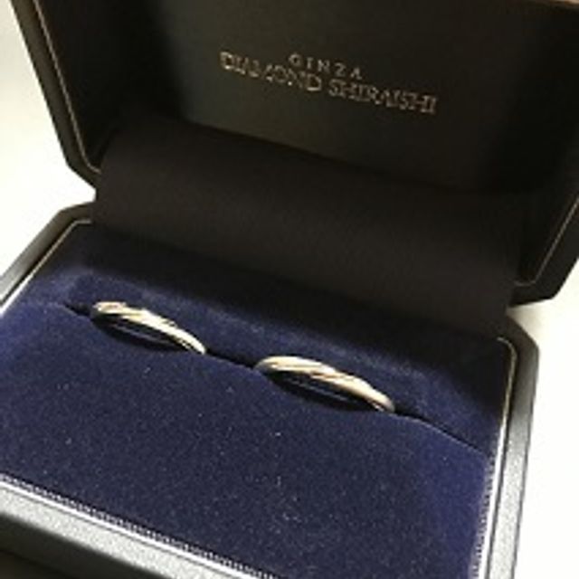 【銀座ダイヤモンドシライシの口コミ】 お店に行き、事前に検討していたデザインを伝えると、担当の方に何種類か…