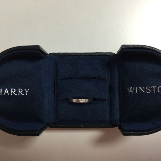 【ハリー・ウィンストン(Harry Winston)の口コミ】 夫が、男性でも女性同様ダイヤモンドがはいっていて同じものがいいという…