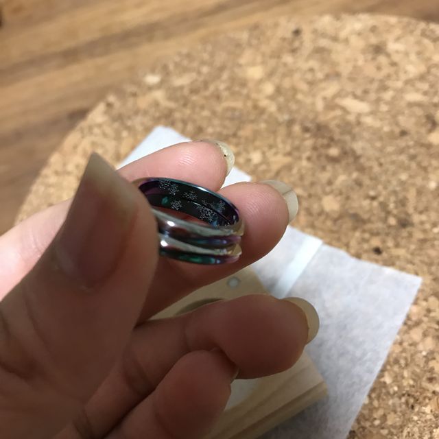 【SORA(ソラ)の口コミ】 指輪に自分たちの好きな色をいれられること。
初めてゼクシィをみてページ…