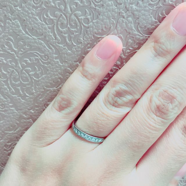 【4℃ BRIDAL(ヨンドシーブライダル)の口コミ】 ハーフエタニティーが欲しくて３件お店を回りました。ハーフエタニティー…