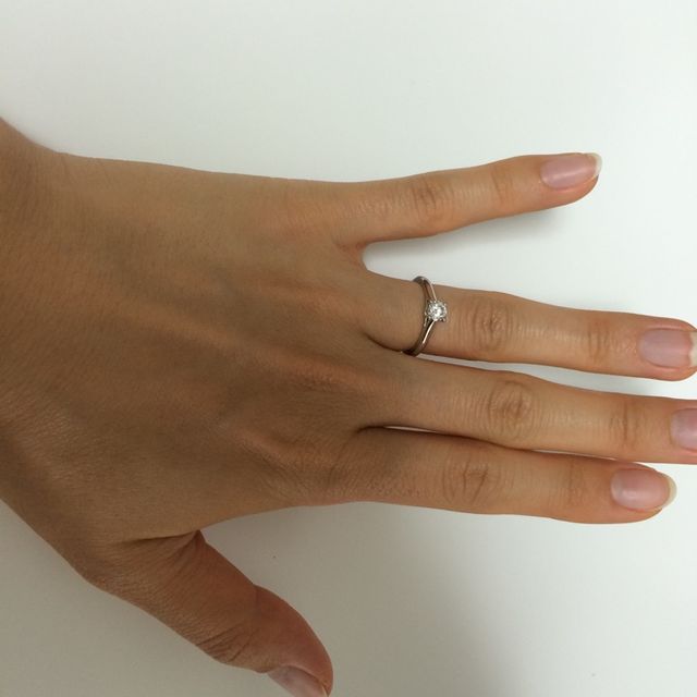 【カルティエ(Cartier)の口コミ】 年をとっても着用するかどうかはわかりませんが、シンプルで飽きないデザ…