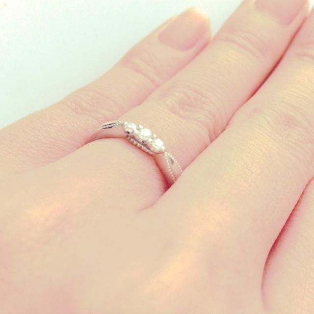 【エクセルコダイヤモンド(EXELCO DIAMOND)の口コミ】 指輪のエリザベートという名前の由来とデザインに一目惚れし、夫も納得し…