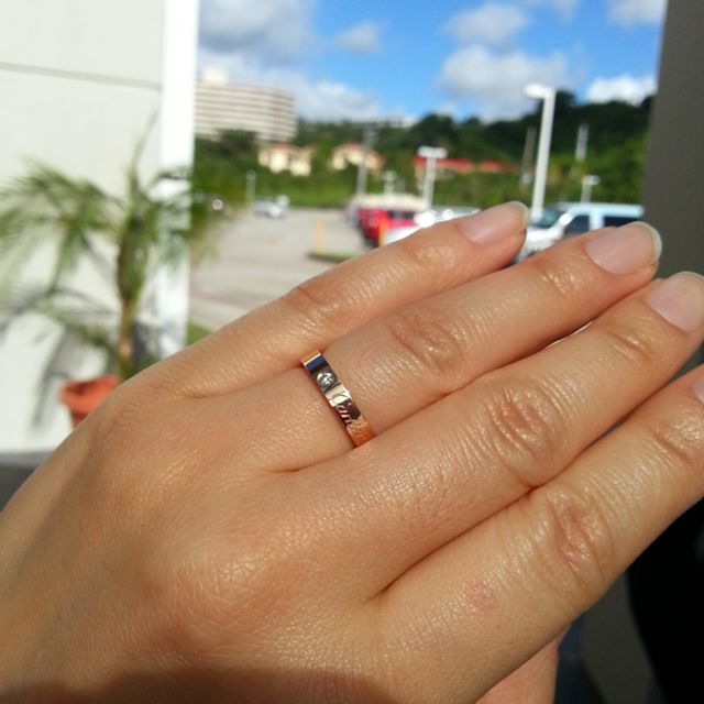 【カルティエ(Cartier)の口コミ】 以前つけていた指輪は14Kだったので、肌が荒れてしまい買い直しました。
…