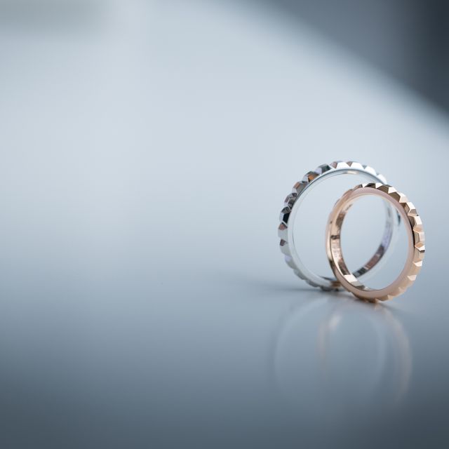 【ブシュロン(BOUCHERON)の口コミ】 結婚指輪は、シンプルだが存在感のあるデザインを求めていた。また、この…