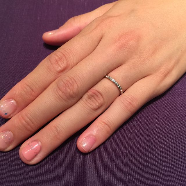 【俄(にわか)の口コミ】 普段からアクセサリーとして指輪をつけないので、試着した時の違和感の無…