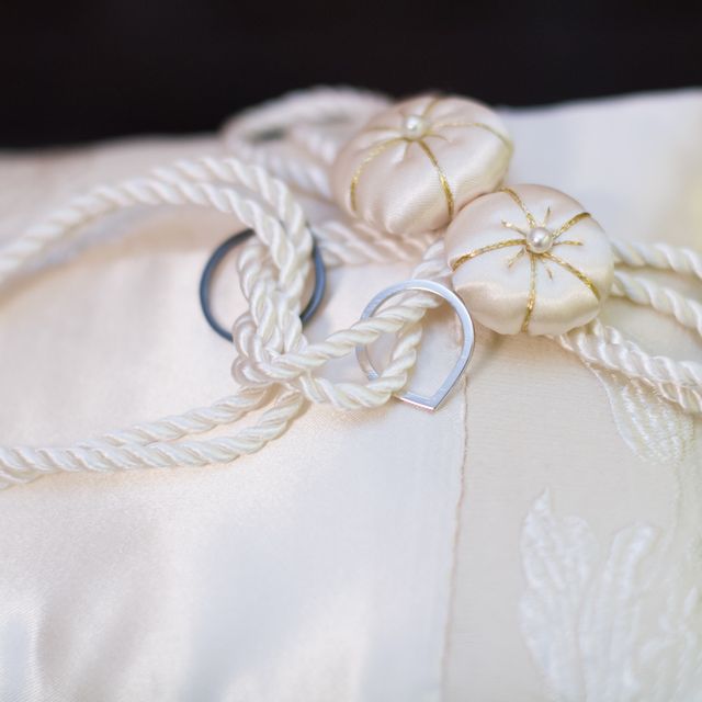 【Repossi(レポシ)の口コミ】 普通のサークルではなく、尖っている（ティアドロップとも違う）デザイン…