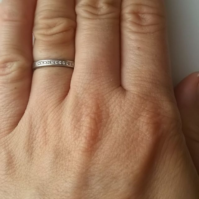 【Four Heart Jewelryの口コミ】 夫婦二人でゴルフをするので、クラブや力が入っても曲がらないプラチナ100…