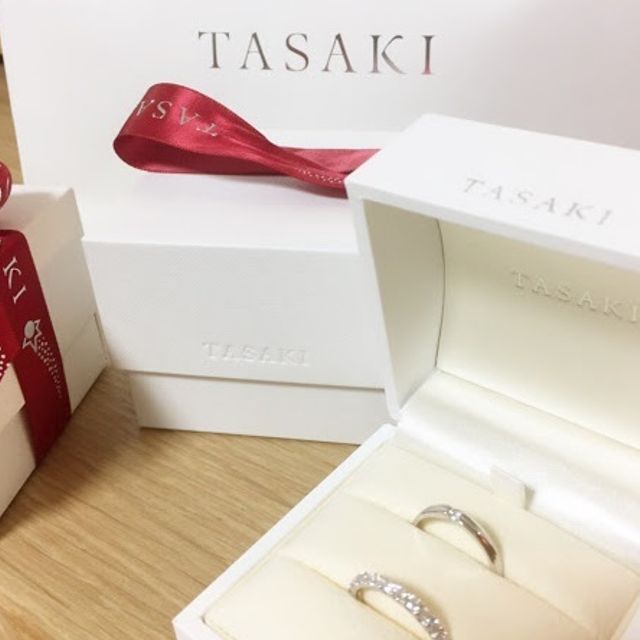 【TASAKI(タサキ)の口コミ】 海外ブランドがあまり好みでない私たちは日本のブランドで指輪を探し始め…