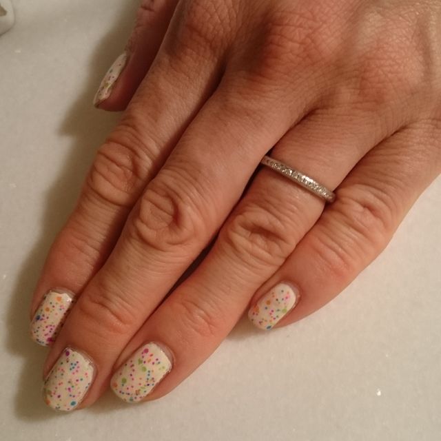 【ラザール ダイヤモンド(LAZARE DIAMOND)の口コミ】 デザイン性のあるものが好きなのでハーフエタニティーもしくはエタニティ―…