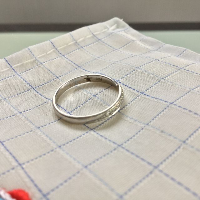 【STAR JEWELRY(スタージュエリー)の口コミ】 デザインに一目惚れしました。なるべく華やかなものにしたかったのですが…