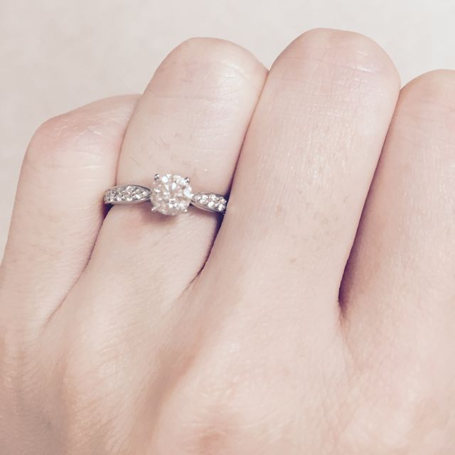 【ティファニー(Tiffany & Co.)の口コミ】 結婚指輪はシンプルなものにすると決めていたので、こちらのデザインにし…