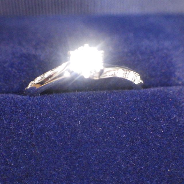 【銀座ダイヤモンドシライシの口コミ】 他ブランドよりも種類が多いうえにダイアモンドの品質・大きさ・クオリテ…