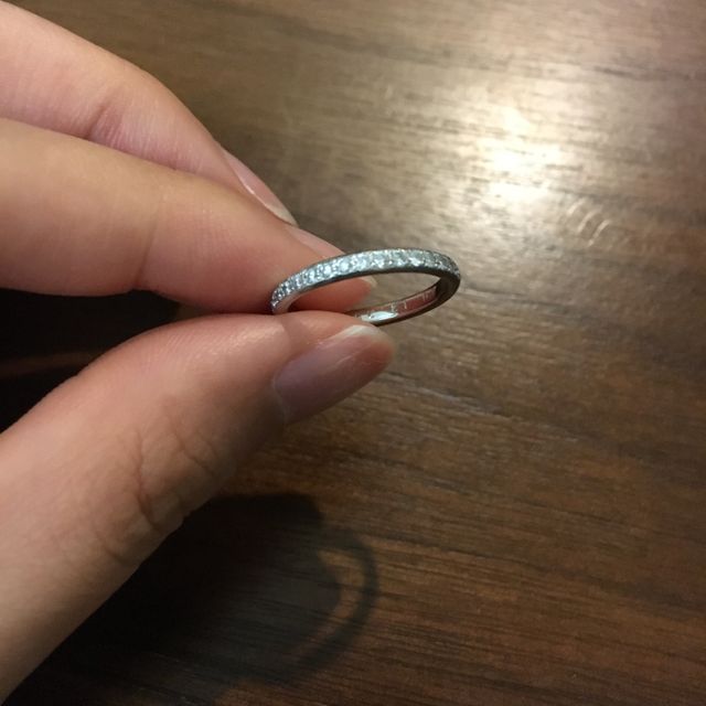 【ヴァンドーム青山(VENDOME AOYAMA)の口コミ】 ハーフエタニティーリングで、リーズナブルかつお洒落なリングを探してい…
