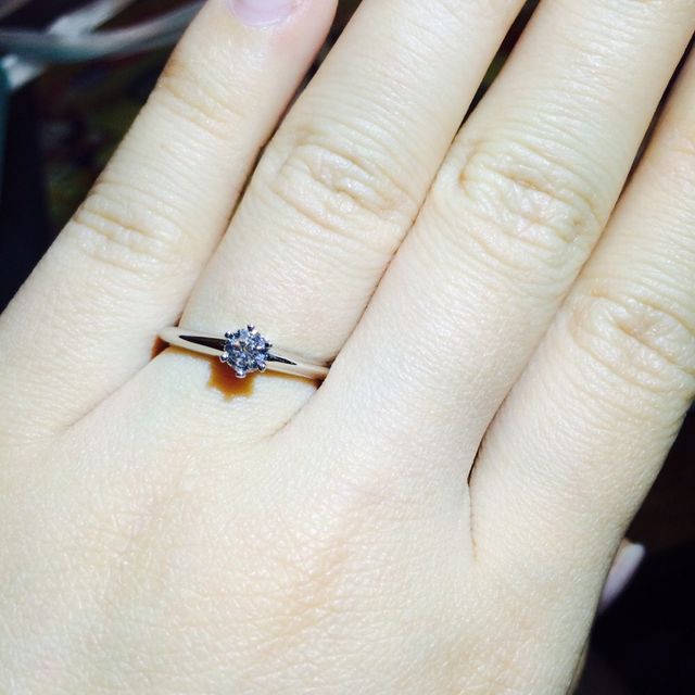 【ティファニー(Tiffany & Co.)の口コミ】 婚約指輪は一粒タイプのものかエタニティタイプのものか迷っていましたが…