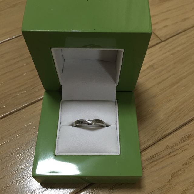 【LAPAGE(ラパージュ)の口コミ】 主人は職業上、シンプルなデザインのものしか着用できないので、そういう…