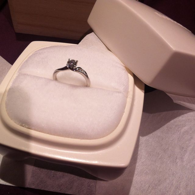 【俄(にわか)の口コミ】 彼がとても気に入っていたことと、指につけた時にしっくりきたからです。…