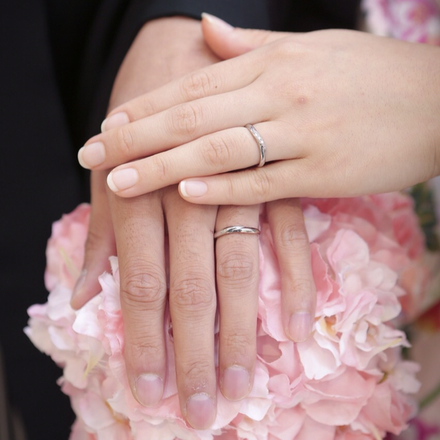 【アイプリモ(I-PRIMO)の口コミ】 結婚指輪に金額をかけられなかったので、そんなに高くはないけれど、シン…