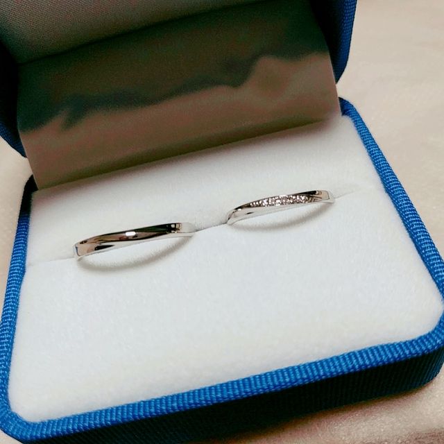 【GALA JEWELRY(ガラジュエリー)の口コミ】 何件か結婚指輪を見にジュエリーショップを回りました！
迷っていた指輪は…