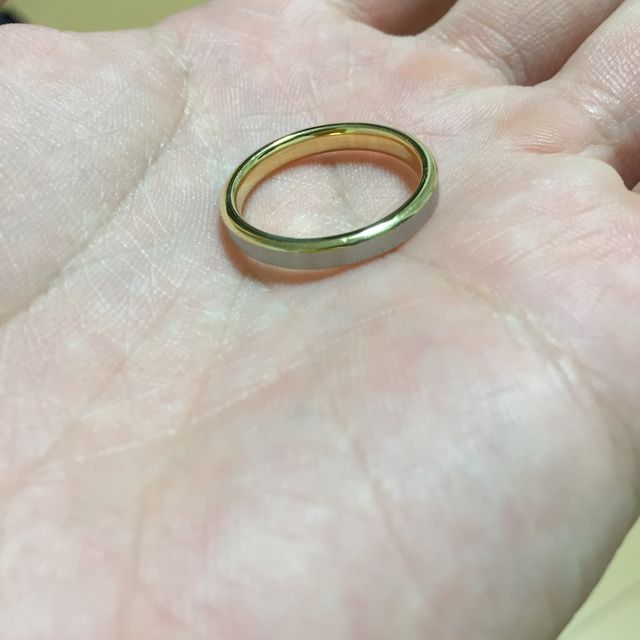 【N.Y.NIWAKA(ニューヨークニワカ)の口コミ】 お互いにシンプルなデザインのリングを探していました。尚且つ予算をでき…