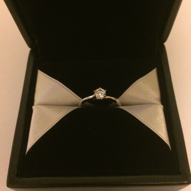 【エクセルコダイヤモンド(EXELCO DIAMOND)の口コミ】 ダイヤモンドの質はDカラー、IF以上と決めて、4店舗まわりました。上記の…