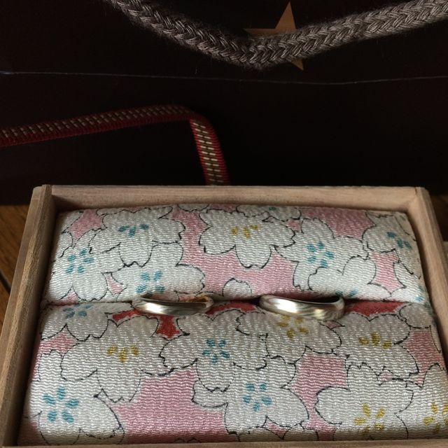 【杢目金屋(もくめがねや)の口コミ】 雑誌で見かけた瞬間、「自分の指になじみそう！」と直感しました。お店で…