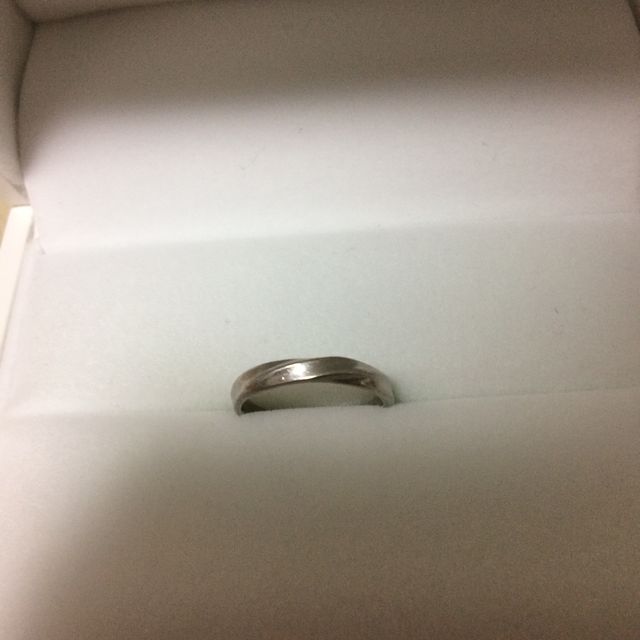 【ギンザタナカブライダル(GINZA TANAKA BRIDAL)の口コミ】 シンプルだけど、ワンポイントでひねりが入ってるので可愛いし、普段使い…