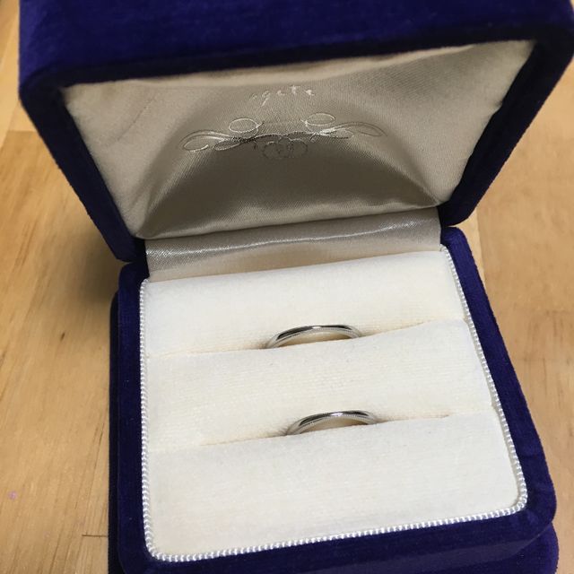 【agete(アガット)の口コミ】 夫がシンプルなデザインがいいと希望しており。私はその中でもお洒落で指…