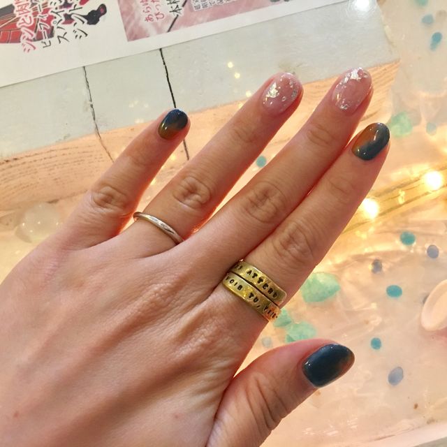 【e.m.の口コミ】 石などが入っていないシンプルなリングを探していました。夫婦共に普段フ…