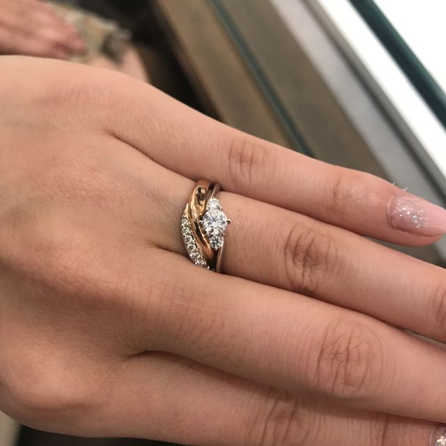 【アイプリモ(I-PRIMO)の口コミ】 ありきたりでないデザインがいいと言う旦那の希望で、ウェーブで、ゴール…