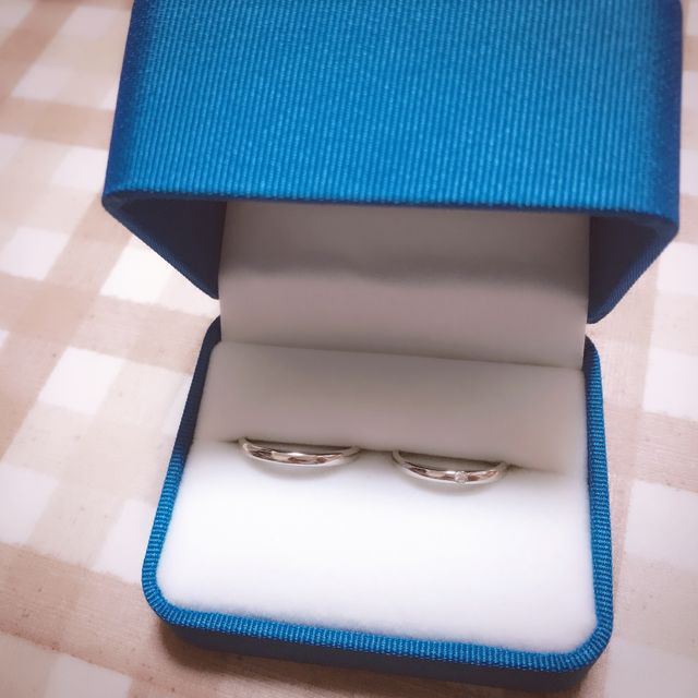 【GALA JEWELRY(ガラジュエリー)の口コミ】 シンプルだけど高級感があったからです。
沢山のお店の中でもひときわ際立…