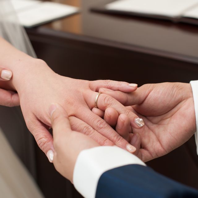 【KAORUの口コミ】 キラキラしたデザインより、アンティークでおしゃれな雰囲気の指輪が良い…