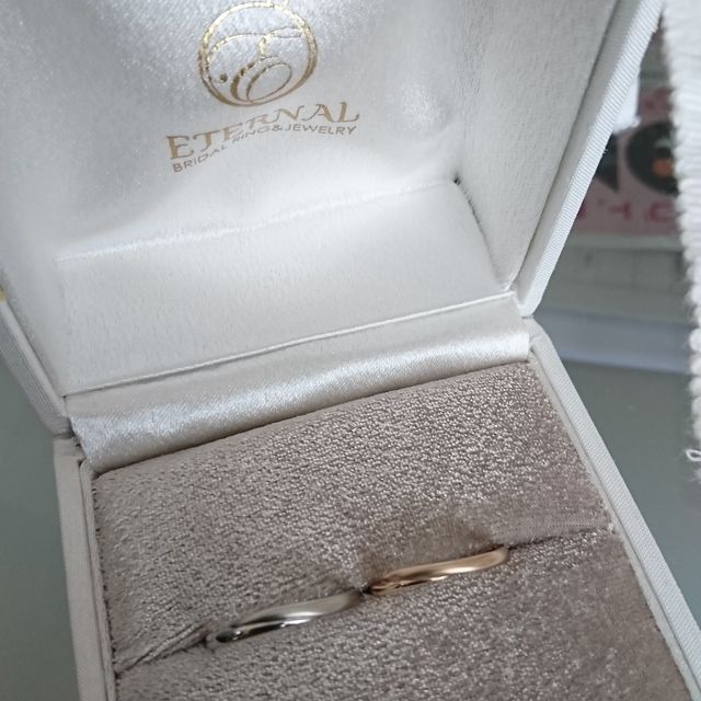 【ETERNAL(エターナル)の口コミ】 シンプルなのにデザインがおしゃれで、価格も高すぎなかったのでこれにし…