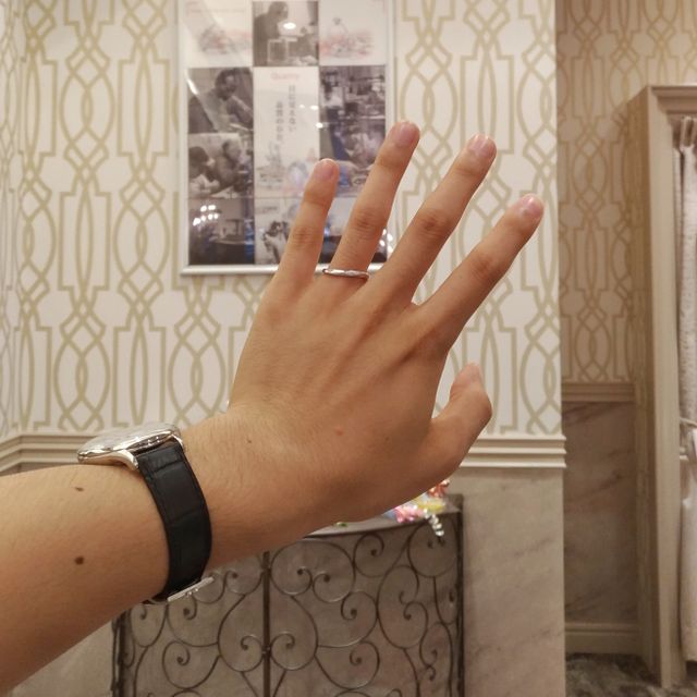 【アンジェリックフォセッテ(Angelique Fossette)の口コミ】 指輪のデザインは幅広く用意されているように思います。
そして驚いたのが…