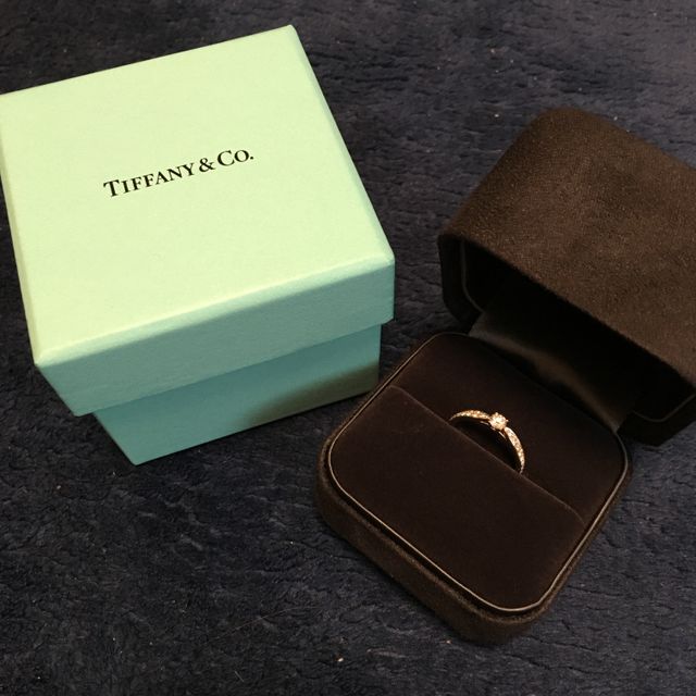 【ティファニー(Tiffany & Co.)の口コミ】 他のブランドとも正直迷いましたが、ティファニーのブランド力（世界的な…
