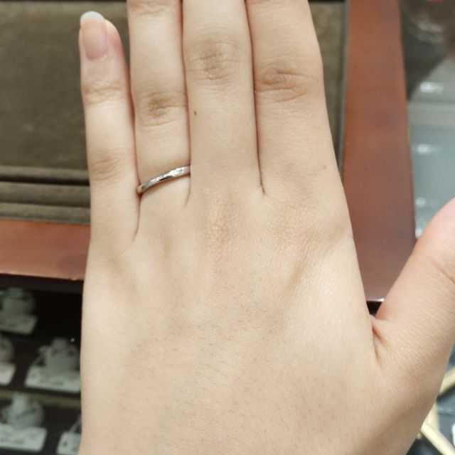 【アンジェリックフォセッテ(Angelique Fossette)の口コミ】 投稿したもう一つのデザインと似ていますがこちらはまた少し違うデザイン…