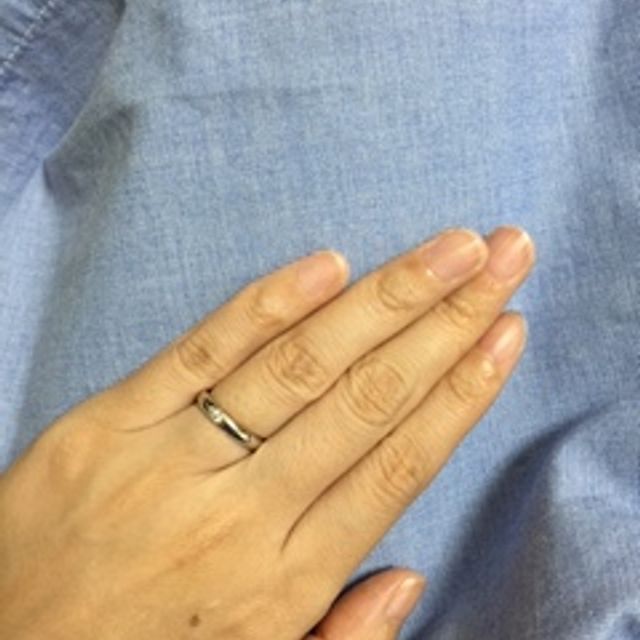 【GALA JEWELRY(ガラジュエリー)の口コミ】 ストレートリングでダイヤ一石のタイプをずっと探していました。
たくさん…