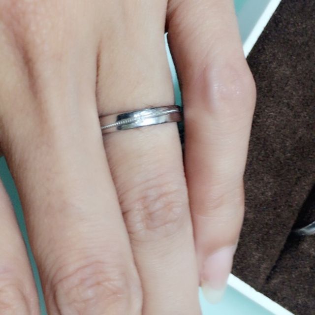 【【閉業】Marie et Marie(マリ・エ・マリ)の口コミ】 ダイヤモンドが入っており、可愛いと思い
購入しました。何件か悩みました…