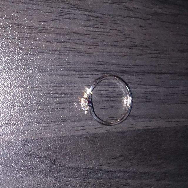 【ジュエリーツツミ(JEWELRY TSUTSUMI)の口コミ】 ダイヤモンドが大きすぎないので婚約指輪感もあるしちょっとしたお出かけ…