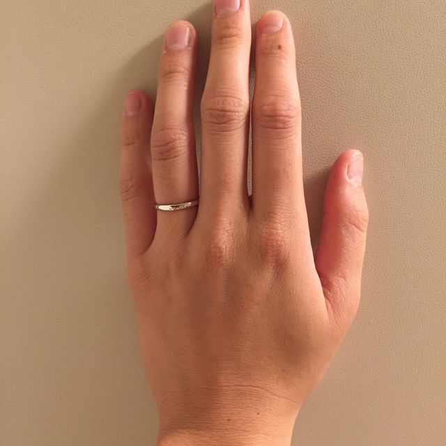 【GALA JEWELRY(ガラジュエリー)の口コミ】 決め手はシンプルで高級感のある、そして値段が丁度いい。
あまり威張り感…